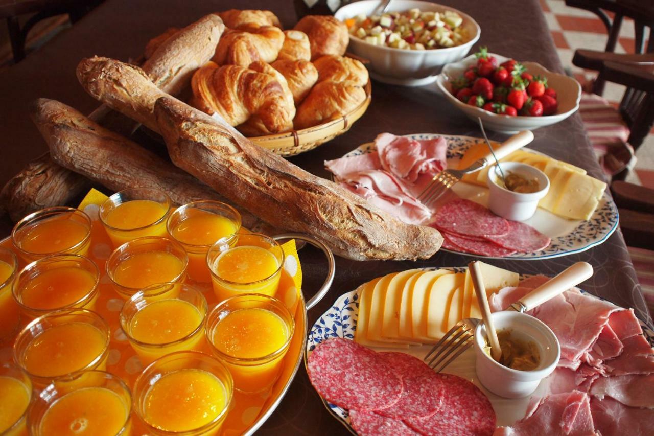 Bed and Breakfast Le Couvent De Neuviale Parisot  Exterior foto